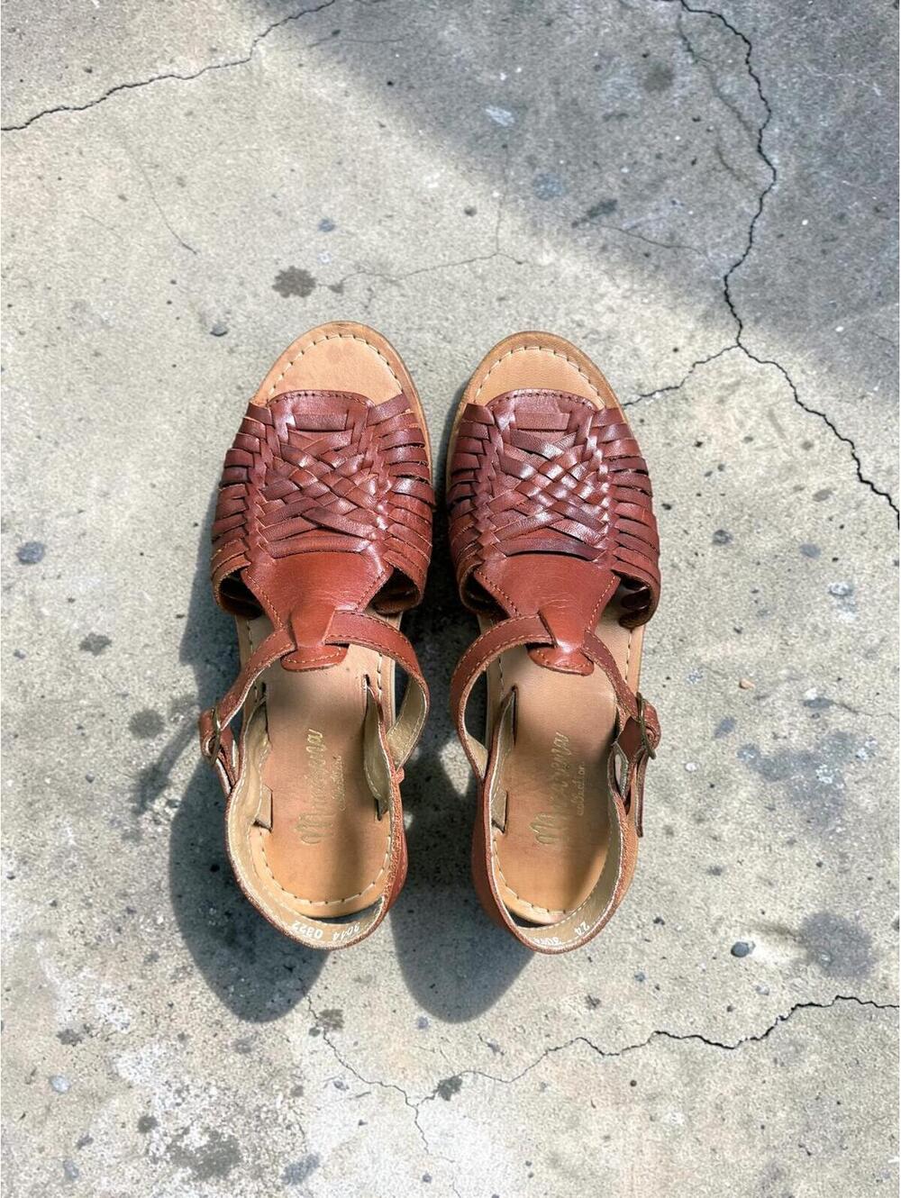 Macarena Collection Brown Leather Woven Sandals Size 8.5